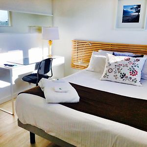 Standard Queen Room Private Bath